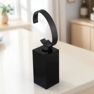 1Pcs Watch Display Rack Black C-Shaped Holder for Wristwatch Jewelry Organizer Smooth Acrylic Stand Display Protection
1Pcs Watch Display Rack Black C-Shaped Holder for Wristwatch Jewelry Organizer Smooth Acrylic Stand Display Protection