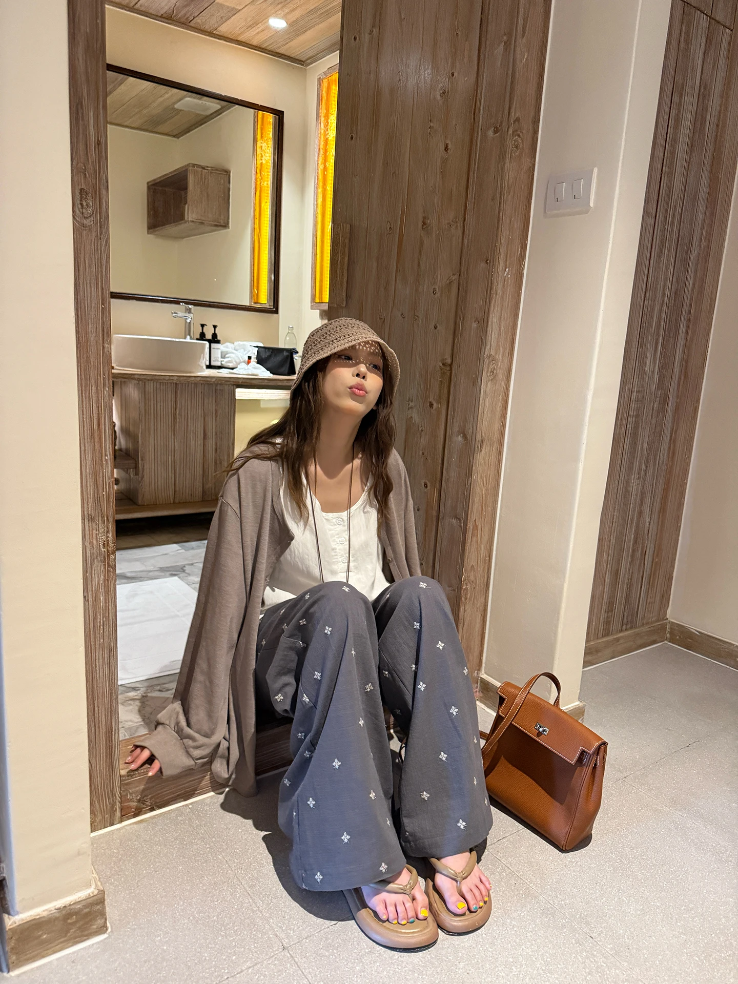 Embroidered Casual Pants Loose Wide Leg Fem Sle Summer New High Waist Straight Tube Ear Look Pants Cotton 00% Korean Ve...
Embroidered Casual Pants Loose Wide Leg Fem Sle Summer New High Waist Straight Tube Ear Look Pants Cotton 00% Korean Ve...