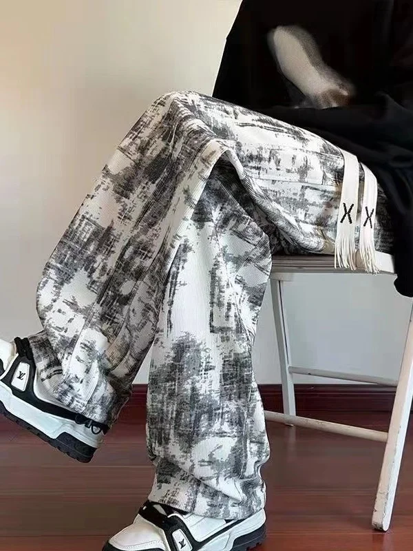 Мужские спортивные повседневные брюки тай-дай свободного прямого кроя с высокой талией, удобные, из полиэстера, нейлона и волокон косит, осень-зима
Мужские спортивные повседневные брюки тай-дай свободного прямого кроя с высокой талией, удобные, из полиэстера, нейлона и волокон косит, осень-зима