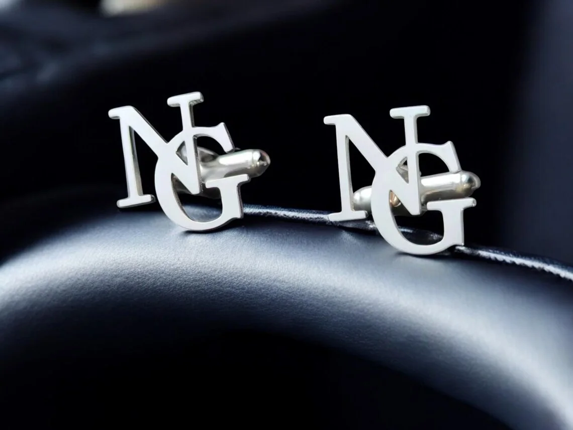 Customized Name Cufflinks Fashion Men's Shirt Cufflinks Wedding Jewelry Gift Steinless Steel Jewelry Best Man Gift
Customized Name Cufflinks Fashion Men's Shirt Cufflinks Wedding Jewelry Gift Steinless Steel Jewelry Best Man Gift