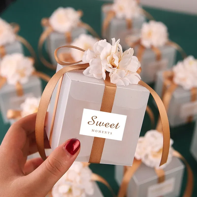 20/30/50pcs Frosted PVC Gift Box with Artificial Flower Decoration Birthday First Communion Memories Sweet Moments Sticker Boxes
20/30/50pcs Frosted PVC Gift Box with Artificial Flower Decoration Birthday First Communion Memories Sweet Moments Sticker Boxes