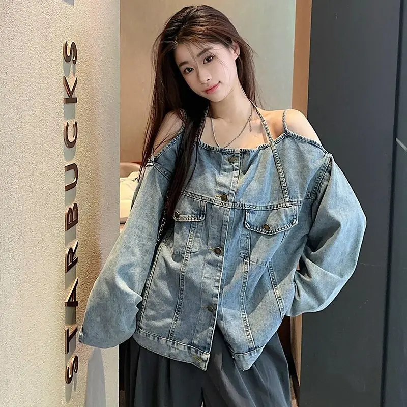 Korea Version Off-Shoulder Design Denim Jacket Women 2025 Spring Autumn New Niche Loose Outerwear Versatile Long-Sleeved Top
Korea Version Off-Shoulder Design Denim Jacket Women 2025 Spring Autumn New Niche Loose Outerwear Versatile Long-Sleeved Top