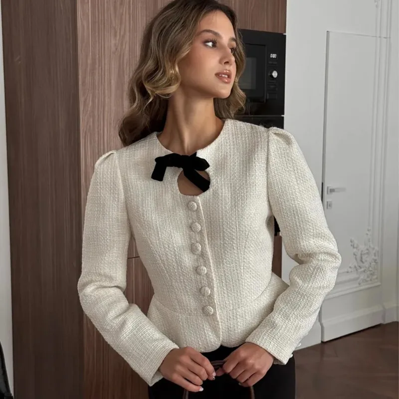 Tuularose Fashion Luxury Coats Women's New Lace-up Single-Breasted Slim Cardigan Chic Casual Elegant Female Jackets Outwear
Tuularose Fashion Luxury Coats Women's New Lace-up Single-Breasted Slim Cardigan Chic Casual Elegant Female Jackets Outwear