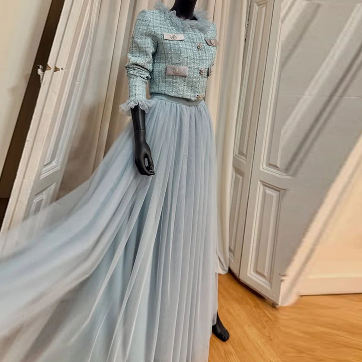 Светло-голубая длинная юбка из тюля с эластичной резинкой на талии A Line длиной до пола, женская юбка для вечеринок, женская официальная одежда, индивидуальный цвет и размер
Светло-голубая длинная юбка из тюля с эластичной резинкой на талии A Line длиной до пола, женская юбка для вечеринок, женская официальная одежда, индивидуальный цвет и размер