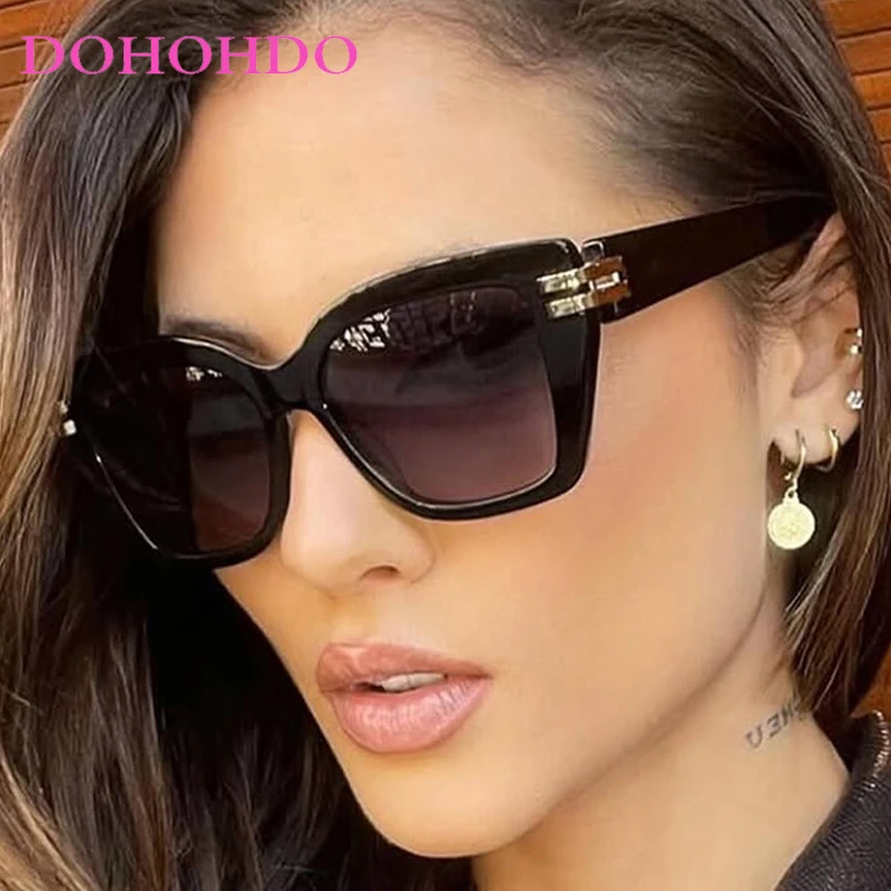 Trendy Retro High Quality Sunglasses Women Men Fashion Oversized Square Sunglasses Female Summer Traveling Driving Shades UV400
Trendy Retro High Quality Sunglasses Women Men Fashion Oversized Square Sunglasses Female Summer Traveling Driving Shades UV400