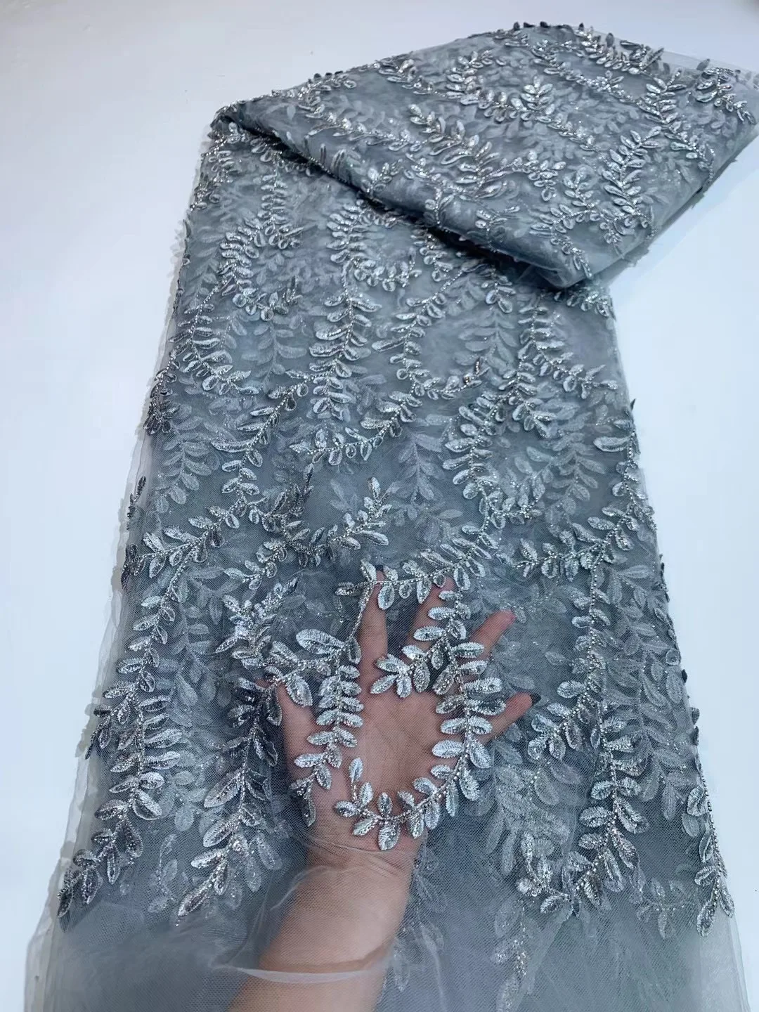 High Quality Beaded Lace Fabrics for Wedding Fabric Material Bridal Lace Sequins Luxury African Lace Fabric 5 Yards HFS5839
High Quality Beaded Lace Fabrics for Wedding Fabric Material Bridal Lace Sequins Luxury African Lace Fabric 5 Yards HFS5839