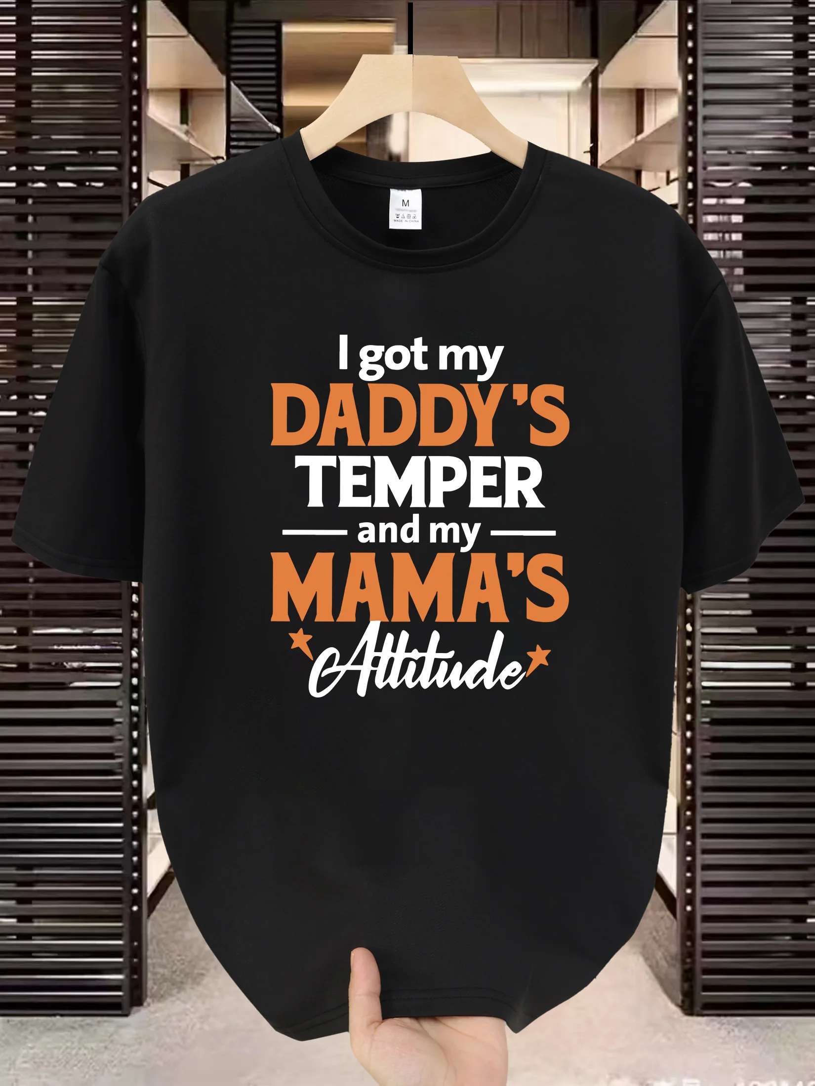 Men's round-neck stylish short-sleeved sports T-shirt, comfortable and versatile, suitable for both summer and spring seasons.
Men's round-neck stylish short-sleeved sports T-shirt, comfortable and versatile, suitable for both summer and spring seasons.