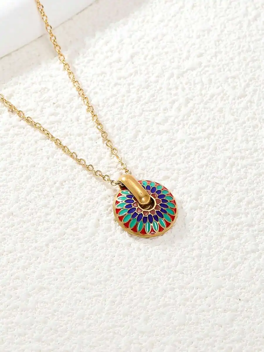 Artistic Vintage Style Enamel Flower Pendant Necklace For Women
Artistic Vintage Style Enamel Flower Pendant Necklace For Women