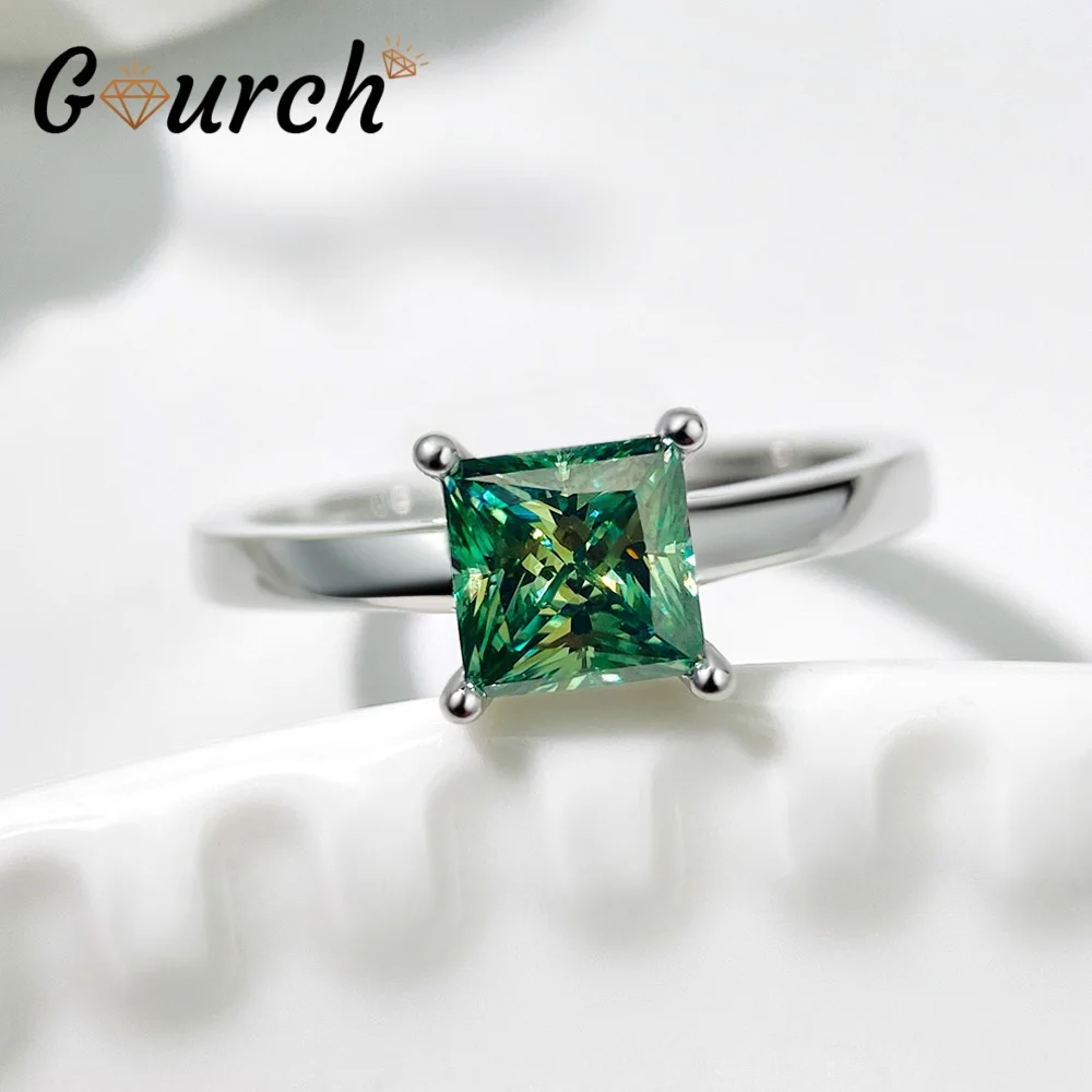 Кольцо Gourch Princess Cut с зеленым муассанитом, стерлинговое серебро S925, пасьянс, 4 зубца, обручальное ювелирное изделие, подарок для женщин
Кольцо Gourch Princess Cut с зеленым муассанитом, стерлинговое серебро S925, пасьянс, 4 зубца, обручальное ювелирное изделие, подарок для женщин