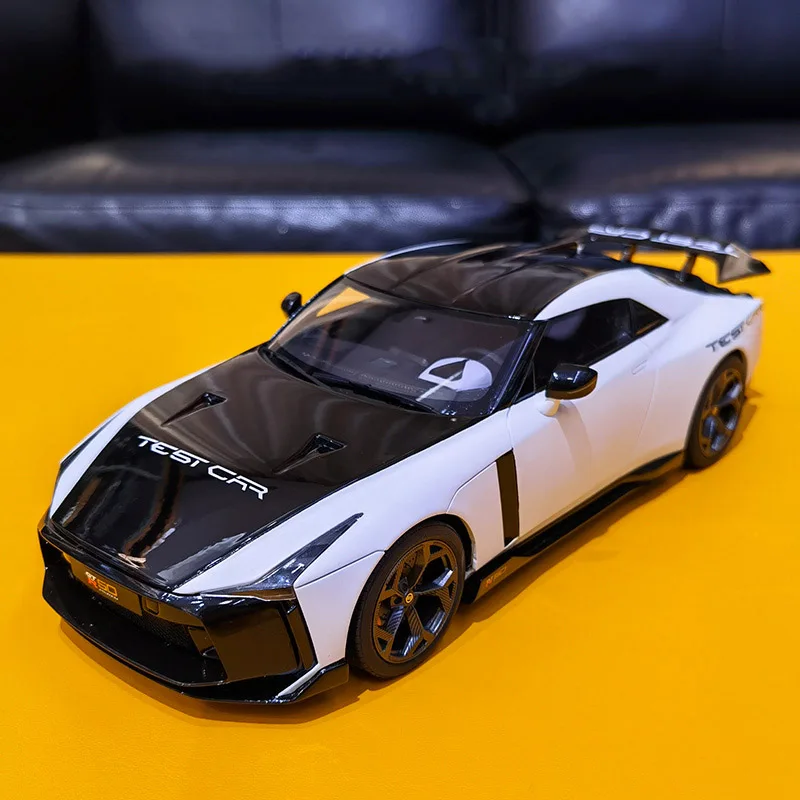 Литые под давлением в масштабе 1/18 Gtr50, модный спортивный автомобиль, коллекция для взрослых, статические украшения, дисплей, игрушка, подарки, сувениры 
Литые под давлением в масштабе 1/18 Gtr50, модный спортивный автомобиль, коллекция для взрослых, статические украшения, дисплей, игрушка, подарки, сувениры