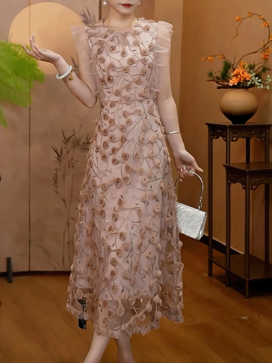 Ele Embroidered Dr with Fly Sve for Women Daily Wear Summer 2026 New Arrival Adult Ceremony Long Dr Fem
Ele Embroidered Dr with Fly Sve for Women Daily Wear Summer 2026 New Arrival Adult Ceremony Long Dr Fem