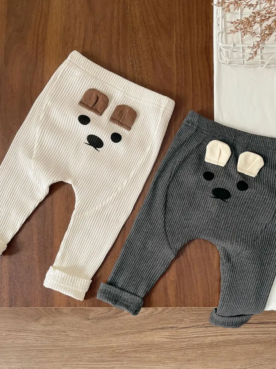 Детские повседневные брюки с рисунком медведя, весна-осень 2025, новая корейская коллекция, увеличенный размер, комфортные штаны
Детские повседневные брюки с рисунком медведя, весна-осень 2025, новая корейская коллекция, увеличенный размер, комфортные штаны