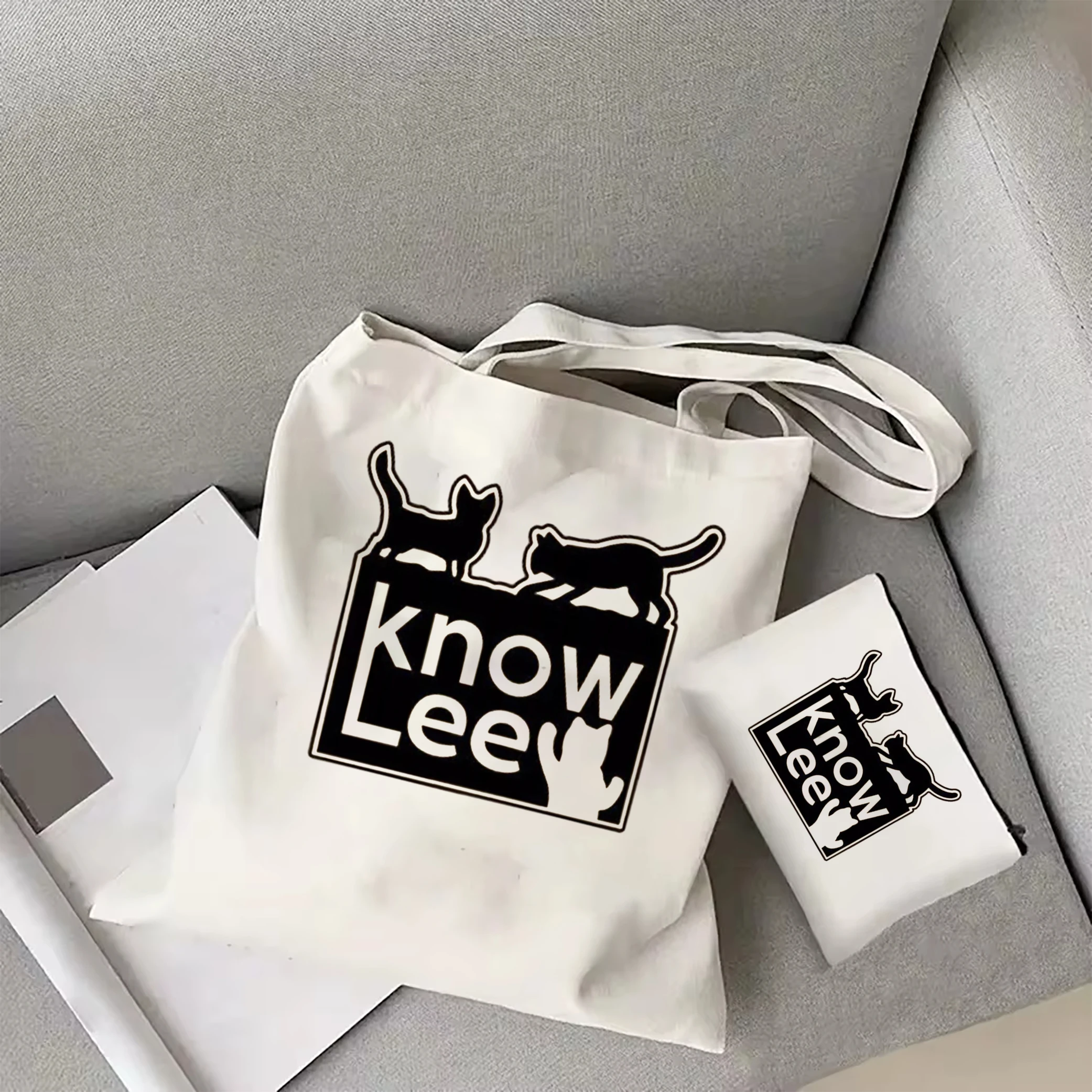 Сумка-тоут Lee Know, винтажная сумка-тоут в стиле Kpop, женская модная сумка-тоут Kpop, многоразовая сумка для покупок Kpop
Сумка-тоут Lee Know, винтажная сумка-тоут в стиле Kpop, женская модная сумка-тоут Kpop, многоразовая сумка для покупок Kpop