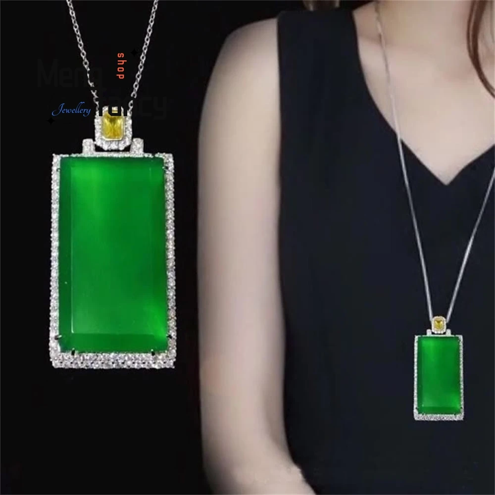 Imperial Green Chalcedony Agate Wu Shi Pendant For Men And Women Ice Type Ice Transparent Jade Color Wu Shi Pendant Best Selling
Imperial Green Chalcedony Agate Wu Shi Pendant For Men And Women Ice Type Ice Transparent Jade Color Wu Shi Pendant Best Selling