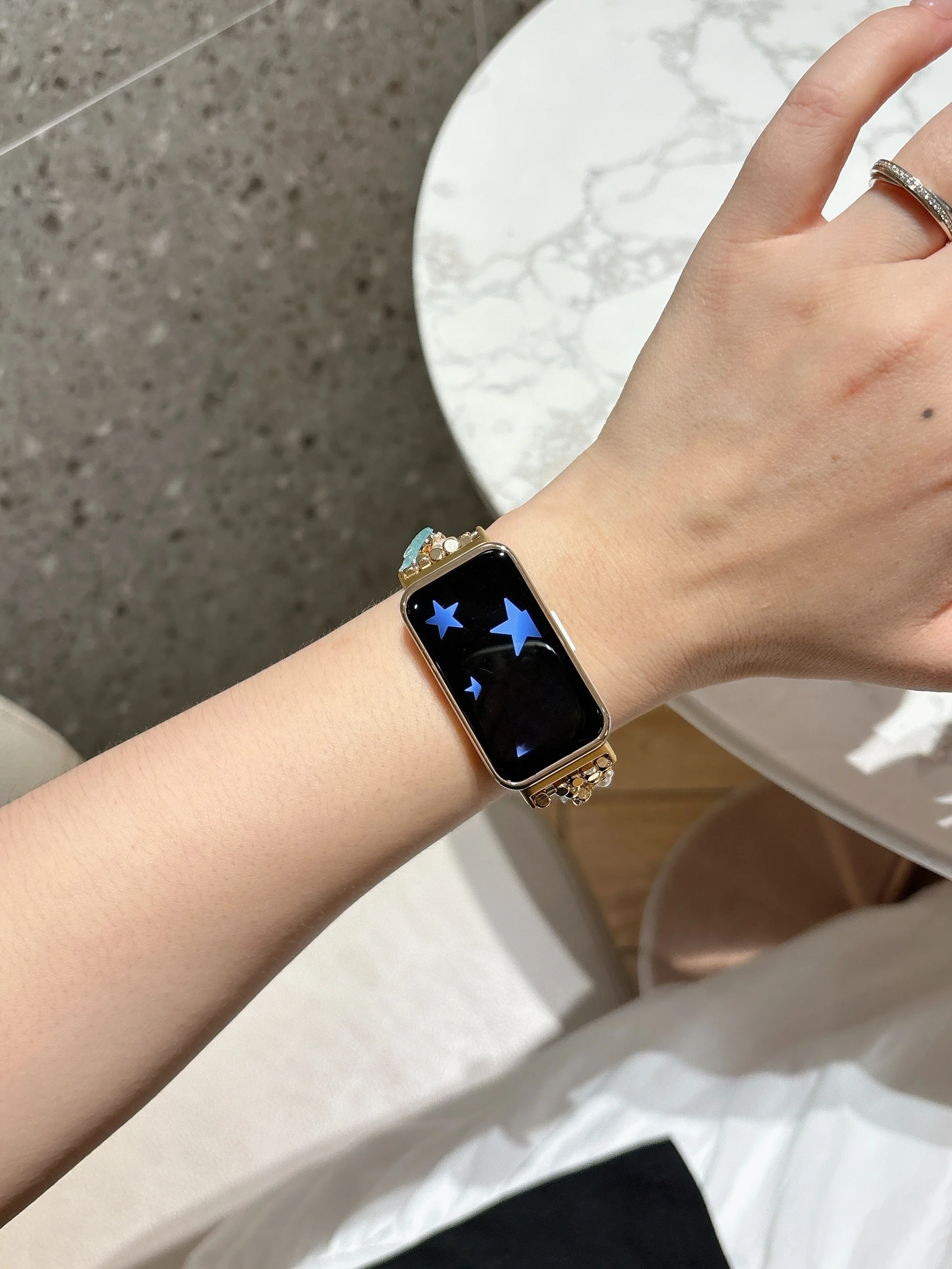 Laser Butterfly Metal is suitable for fashionable watch straps of 22mm/20mm/18mm on Huawei GT5/GT5 Pro/GT4/GT2/3/4
Laser Butterfly Metal is suitable for fashionable watch straps of 22mm/20mm/18mm on Huawei GT5/GT5 Pro/GT4/GT2/3/4