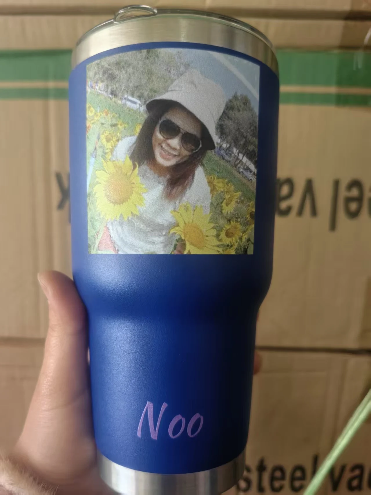 Custom Tumbler 30oz 20oz Stainless Steel Coffee Cup with Lid Tumbler with Colorful Text Logo Photo
Custom Tumbler 30oz 20oz Stainless Steel Coffee Cup with Lid Tumbler with Colorful Text Logo Photo