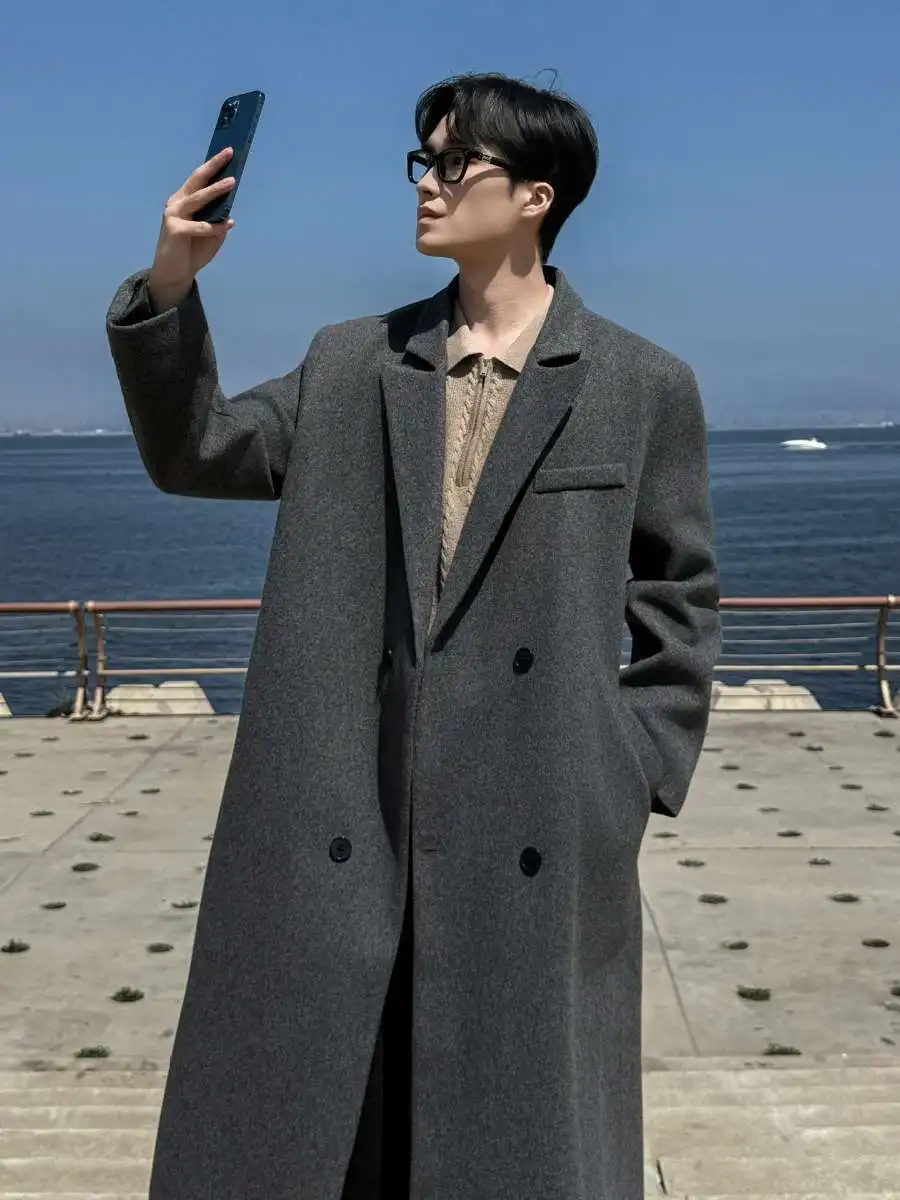 Men's Korean Sle Woolen Coat Padded oulder Winter Thi Long Over-Knee Briti Sle Windbreaker Outerwear Youth Faion
Men's Korean Sle Woolen Coat Padded oulder Winter Thi Long Over-Knee Briti Sle Windbreaker Outerwear Youth Faion