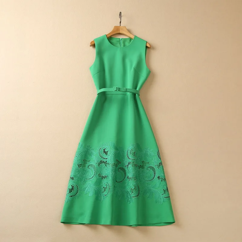 European and American women's clothes 2023 spring new Round neck Sleeveless cut-out embroidery fashion Pleated dress belt
European and American women's clothes 2023 spring new Round neck Sleeveless cut-out embroidery fashion Pleated dress belt