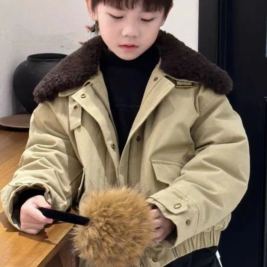 2-9 Years Children's Autumn and Winter Jacket 2026 New Fashionable Boys' Thick Cotton Collar Warm Coat 90-150CM
2-9 Years Children's Autumn and Winter Jacket 2026 New Fashionable Boys' Thick Cotton Collar Warm Coat 90-150CM