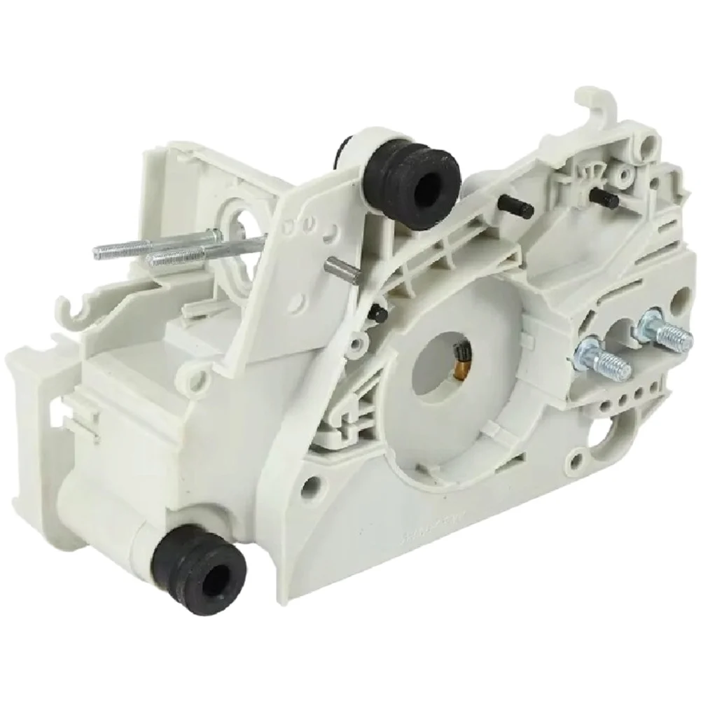 1Pc White Plastic Crankcase For MS180 MS170 Chainsaw Replacement Part 11300203011 Engine Housing Repair Tool
1Pc White Plastic Crankcase For MS180 MS170 Chainsaw Replacement Part 11300203011 Engine Housing Repair Tool