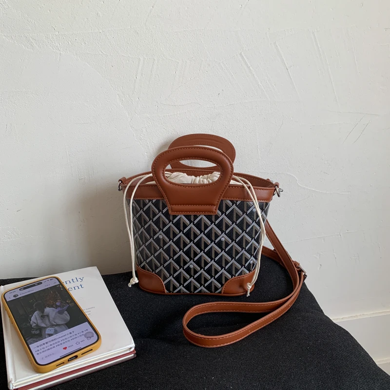 Unique Asymmetrical Flap Crossbody Bag With Twist Lock Closure A Masterpiece Of Modern Design For A Confident Urban Commute
Unique Asymmetrical Flap Crossbody Bag With Twist Lock Closure A Masterpiece Of Modern Design For A Confident Urban Commute