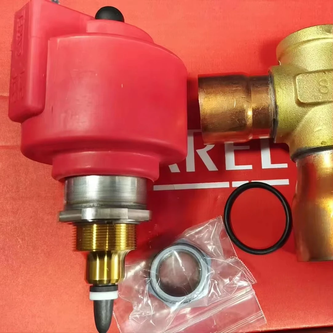 Carel Refrigeration Electronic Expansion Valve E4V85BST00 Copper Connections 28 to 35 ODF With Sight Glass
Carel Refrigeration Electronic Expansion Valve E4V85BST00 Copper Connections 28 to 35 ODF With Sight Glass