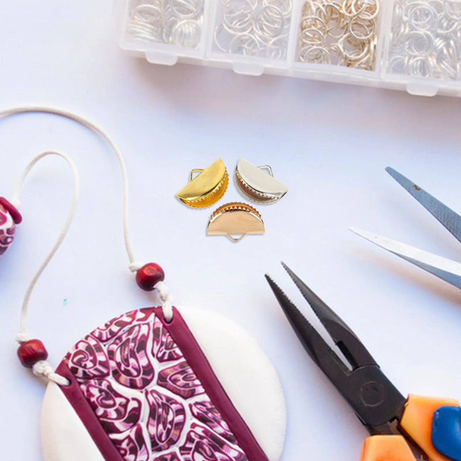 150pcs Tassel Clip Cord Ends Half Round Buckles For Jewelry Making Metal Ribbon End Clamps Diy Craft Findings Accessories
150pcs Tassel Clip Cord Ends Half Round Buckles For Jewelry Making Metal Ribbon End Clamps Diy Craft Findings Accessories