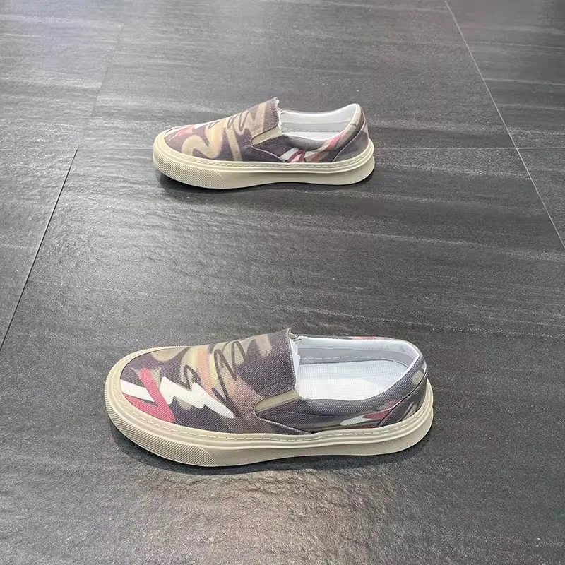 Hong Kong IT33Y Men's Slip-On Breathable Canvas oes Thi Bot Casual oes Korean Sle Daily Wear Sewn Line Proc
Hong Kong IT33Y Men's Slip-On Breathable Canvas oes Thi Bot Casual oes Korean Sle Daily Wear Sewn Line Proc