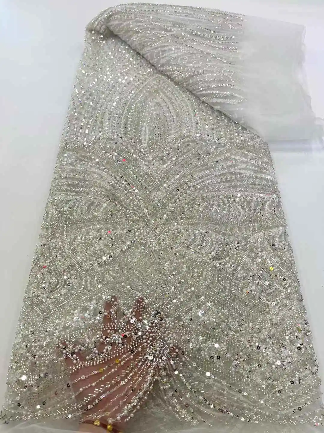 Luxury African Lace Fabric 2025 Sequins Beaded Embroidery Groom Nigerian Bridal High Quality French Tulle Lace Fabric For Dress
Luxury African Lace Fabric 2025 Sequins Beaded Embroidery Groom Nigerian Bridal High Quality French Tulle Lace Fabric For Dress