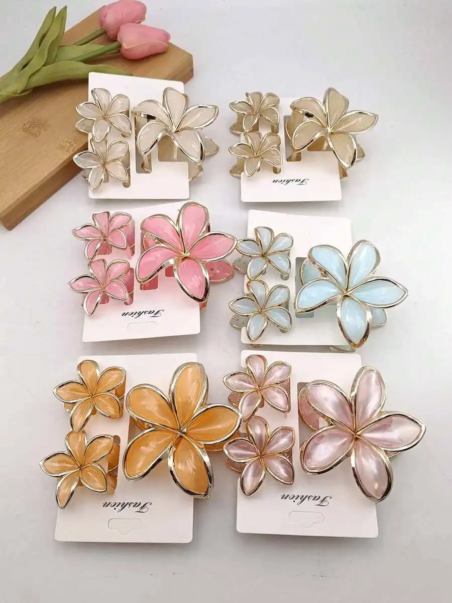 3pcs Pack Floral ABS Plastic Hair Claw Clips For Women Daily Wear
3pcs Pack Floral ABS Plastic Hair Claw Clips For Women Daily Wear