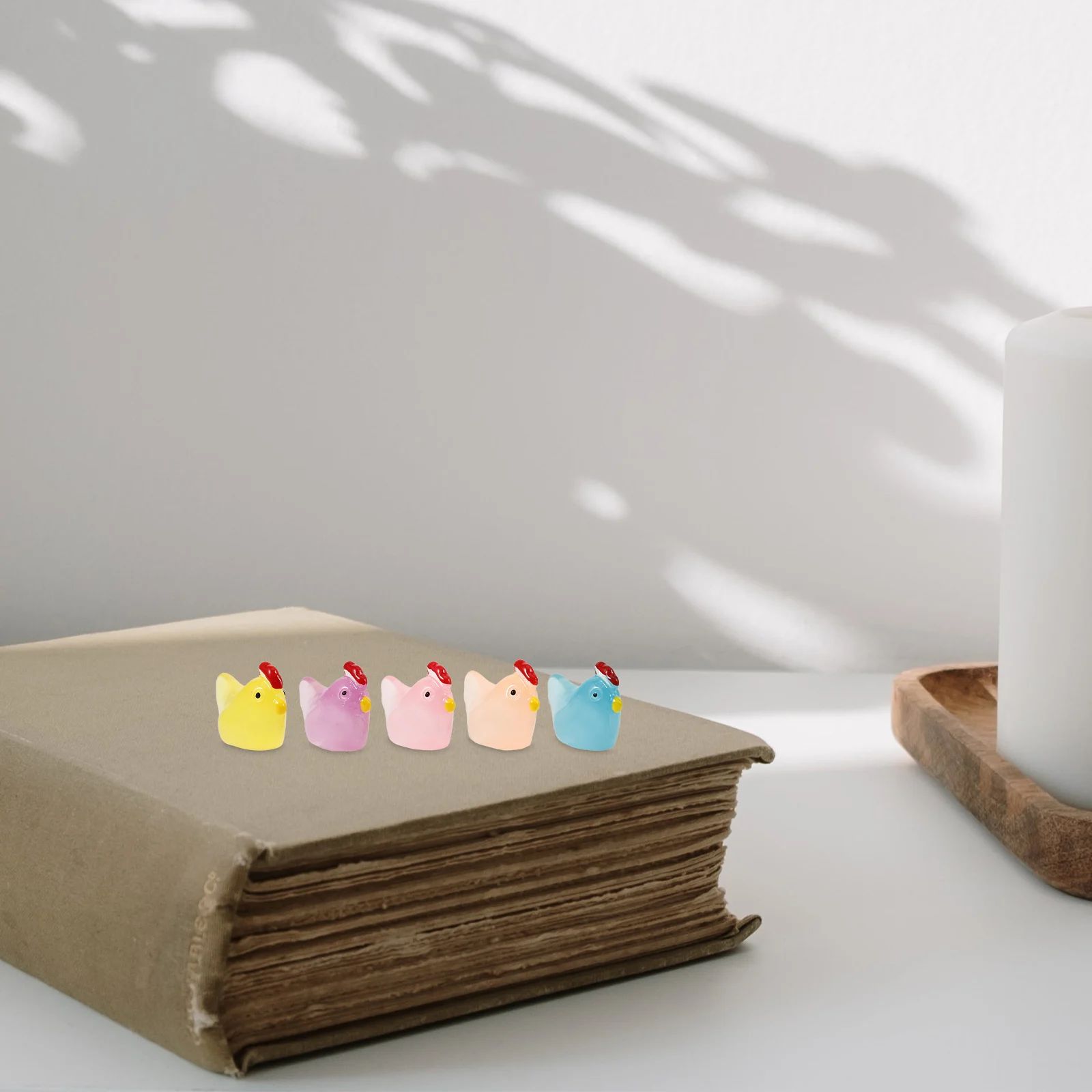 20 Pcs Chicken Ornaments Luminous Chickens Micro Landscape Chicks Miniature Figurines Tiny Glow Little Resin Toy
20 Pcs Chicken Ornaments Luminous Chickens Micro Landscape Chicks Miniature Figurines Tiny Glow Little Resin Toy