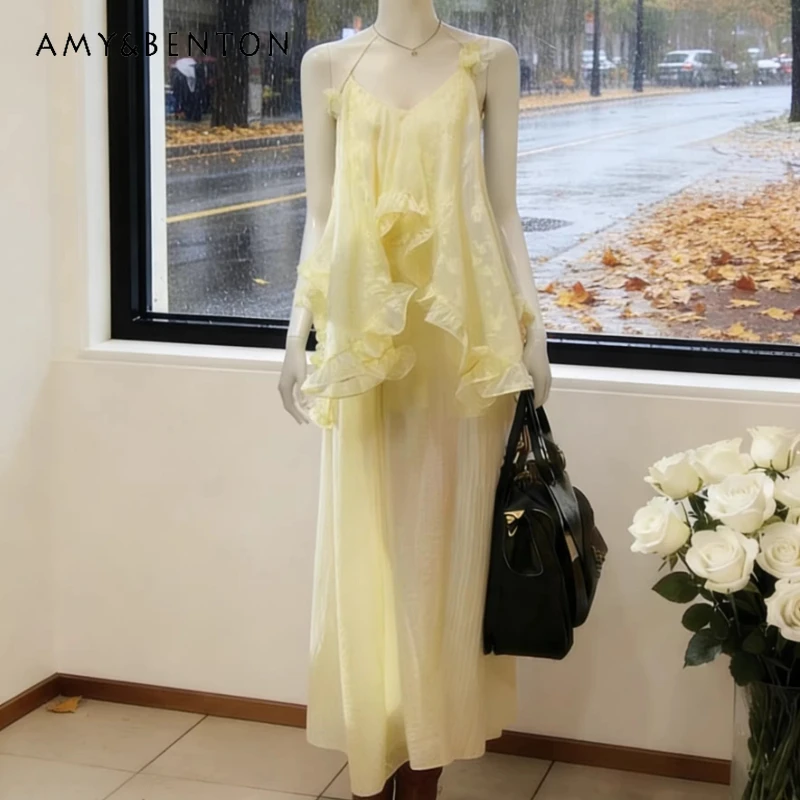 French Design Ruffle V-neck Women's Sling Dress 2026 Summer New High Temperament Irregular Vacation Style Long Dresses Ladies
French Design Ruffle V-neck Women's Sling Dress 2026 Summer New High Temperament Irregular Vacation Style Long Dresses Ladies