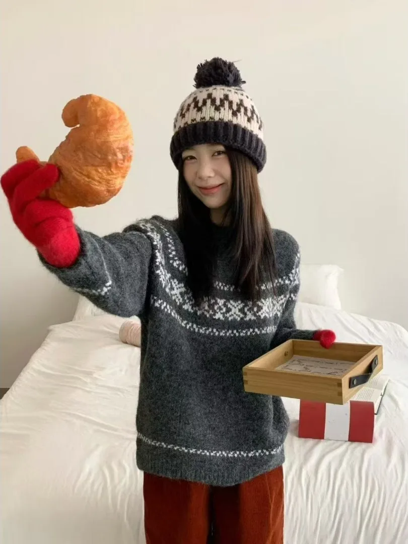 Retro Fair Isle Knitted Sweater Women's round Ne Pullover Flower Pattern Loose Fit Long Sve Autumn Winter New Sle Top
Retro Fair Isle Knitted Sweater Women's round Ne Pullover Flower Pattern Loose Fit Long Sve Autumn Winter New Sle Top