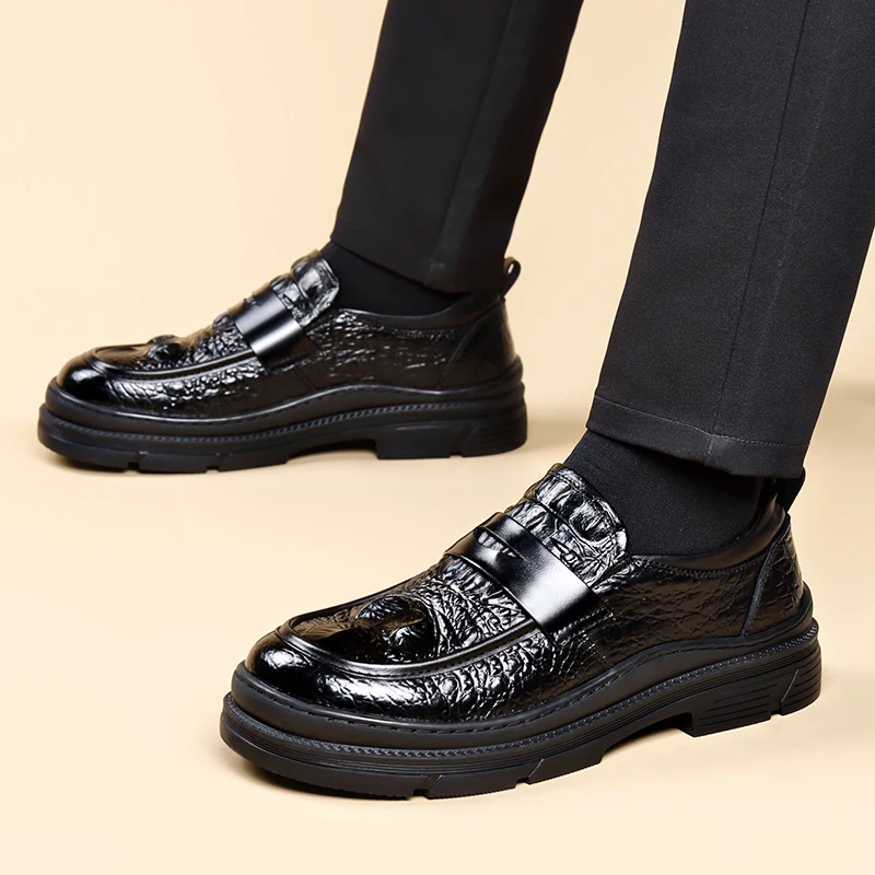 Men's round toe thick soled leather shoes Fashionable British style Wedding party outdoor leisure business trend men's shoes
Men's round toe thick soled leather shoes Fashionable British style Wedding party outdoor leisure business trend men's shoes
