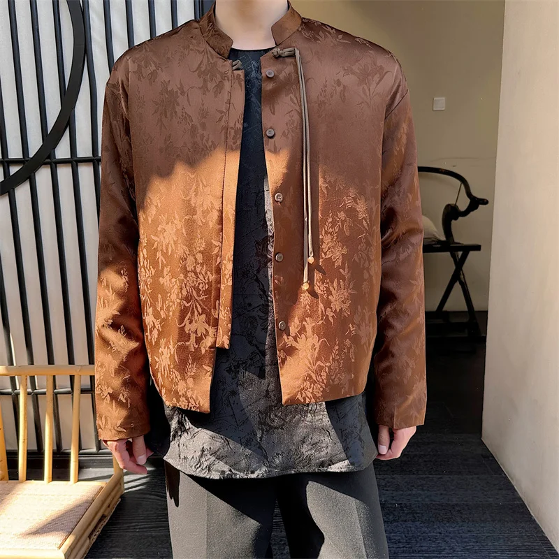 Новая осенне-зимняя мужская куртка из хлопка с воротником-стойкой, тяжелая вышивка, утепленная хлопковая верхняя одежда, молодежный стиль
Новая осенне-зимняя мужская куртка из хлопка с воротником-стойкой, тяжелая вышивка, утепленная хлопковая верхняя одежда, молодежный стиль