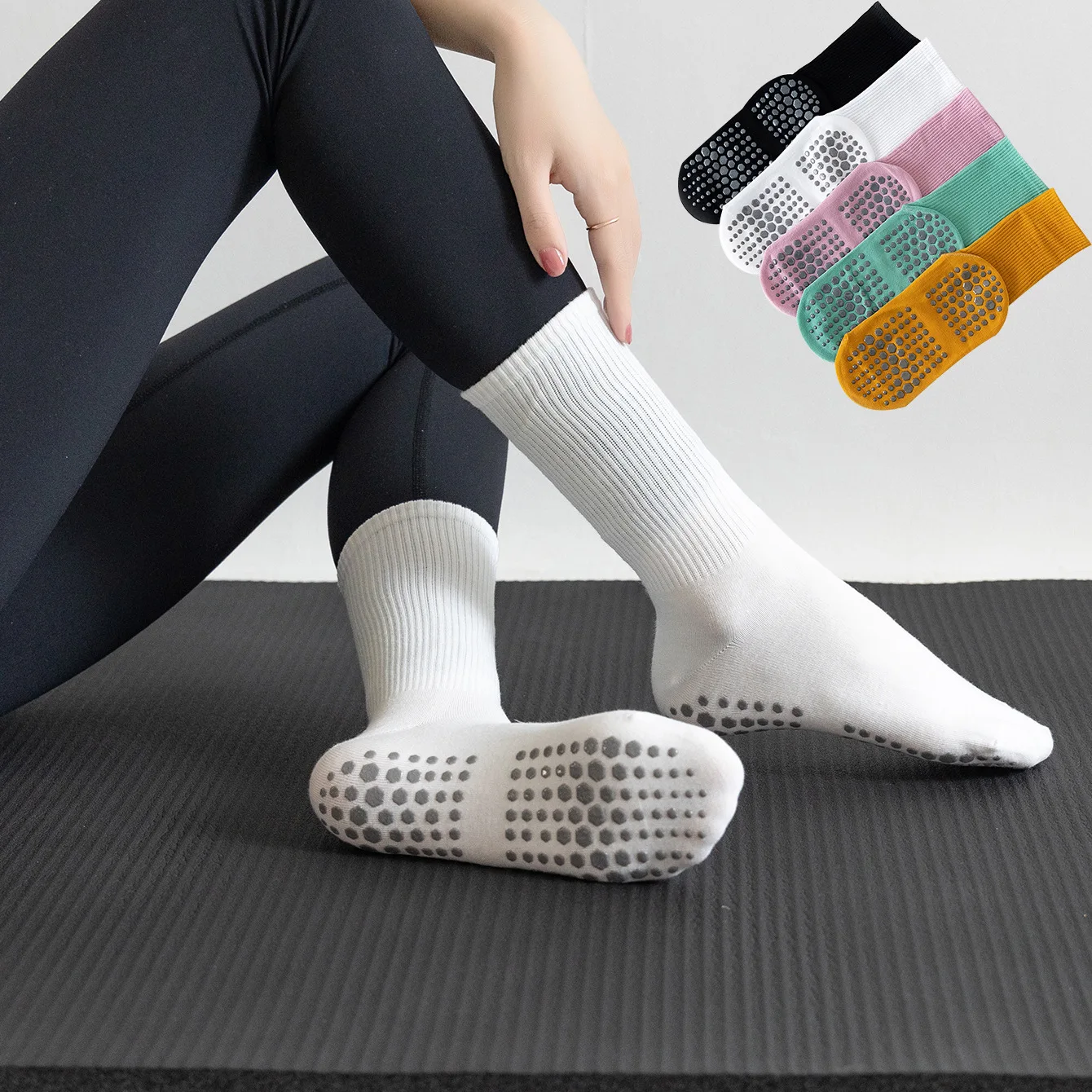 1Pair Yoga Socks for Women Nylon Pure Cotton Non Slip Section Bandage Sports Ballet Dance Sock Moisture Absorption Perspiration
1Pair Yoga Socks for Women Nylon Pure Cotton Non Slip Section Bandage Sports Ballet Dance Sock Moisture Absorption Perspiration