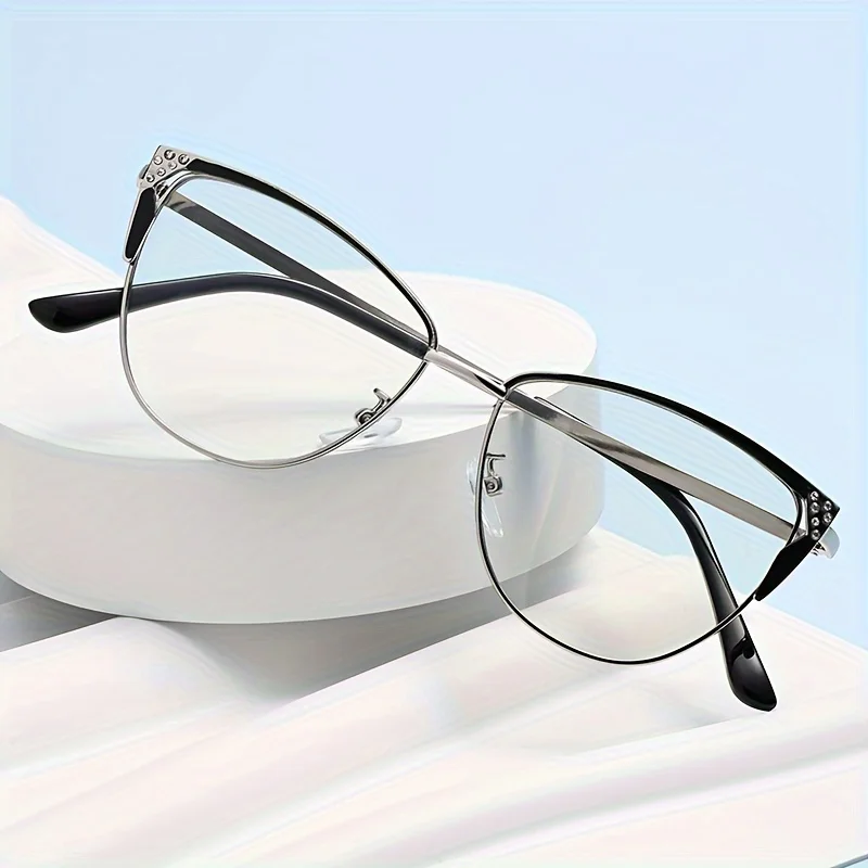 1pcs 1 pair of new high-end, artistic, color-changing, anti-blue light, metal, studded, cat's eye, women's fashion glasses
1pcs 1 pair of new high-end, artistic, color-changing, anti-blue light, metal, studded, cat's eye, women's fashion glasses