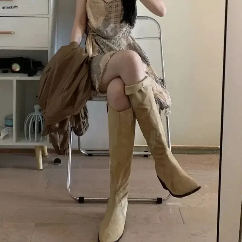 Middle Heel Autumn Ladies Knee High Shaft Shoes Winter 2024 Women's Long Boots Sale Footwear New Rock Pu Boot on Promotion Goth
Middle Heel Autumn Ladies Knee High Shaft Shoes Winter 2024 Women's Long Boots Sale Footwear New Rock Pu Boot on Promotion Goth