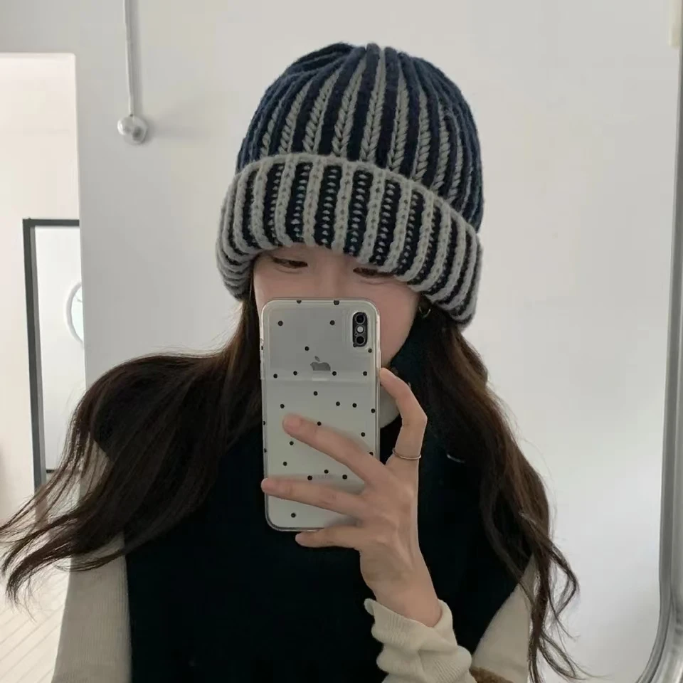 Striped Knitted Beanies Hats For Women&Men Winter Plush Warm Skullies Hat Unisex Outdoor Coldproof Ski Ear Protection Caps Gorro
Striped Knitted Beanies Hats For Women&Men Winter Plush Warm Skullies Hat Unisex Outdoor Coldproof Ski Ear Protection Caps Gorro