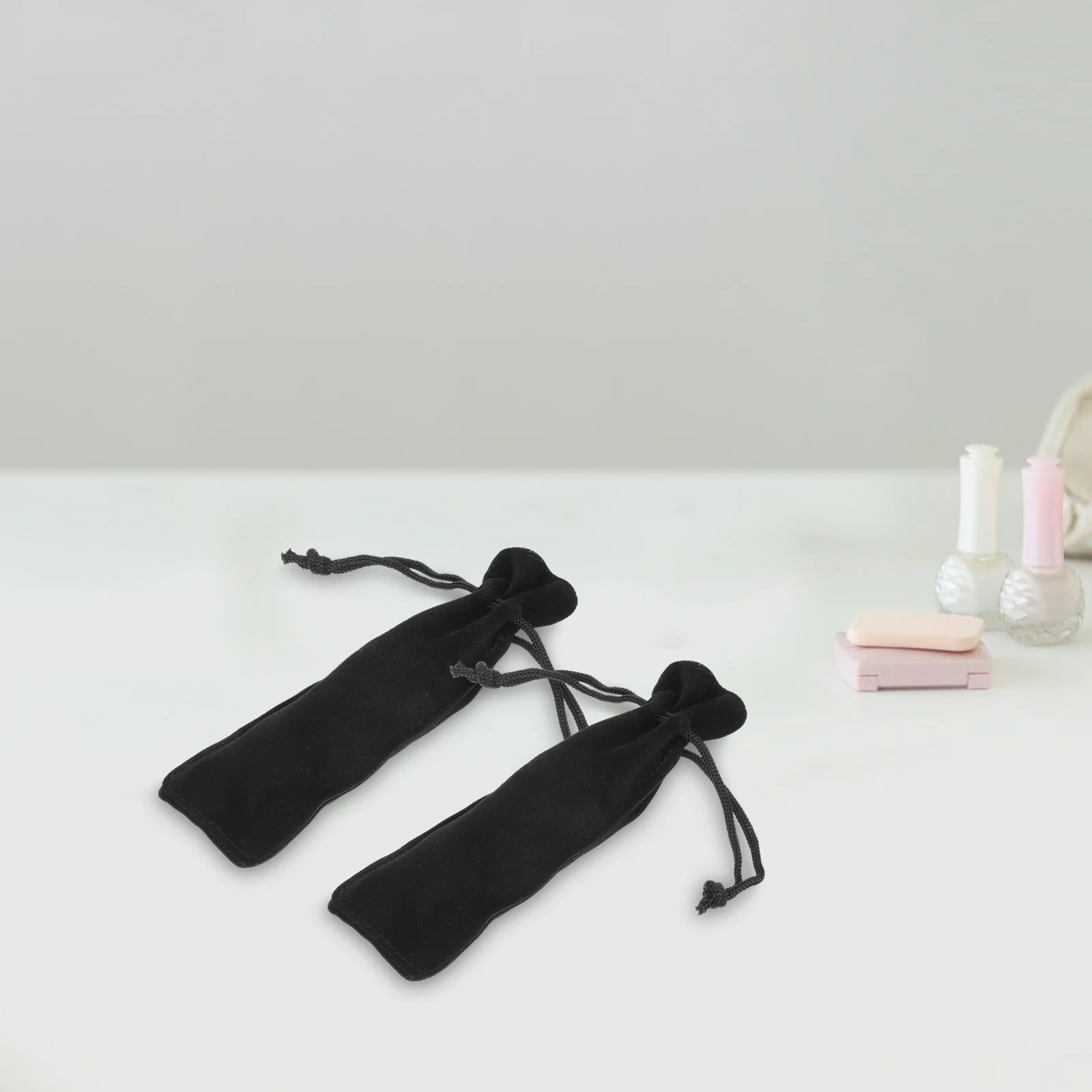 Lipstick Storage Bag Double-sided Fleece Dustproof Lightweight Office Travel Small Pouch Lip Gloss Case Makeup Brush Organizer
Lipstick Storage Bag Double-sided Fleece Dustproof Lightweight Office Travel Small Pouch Lip Gloss Case Makeup Brush Organizer