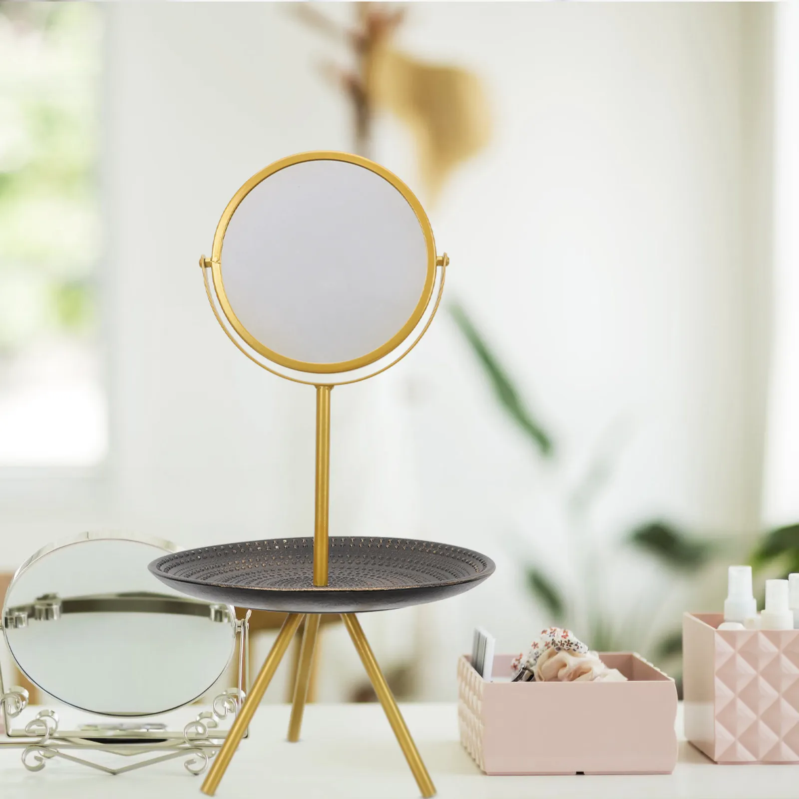 European Style Desk Makeup Mirror Adjustable 360 Rotating Vanity Mirror with Jewelry Tray for Bedroom Dressing Table
European Style Desk Makeup Mirror Adjustable 360 Rotating Vanity Mirror with Jewelry Tray for Bedroom Dressing Table