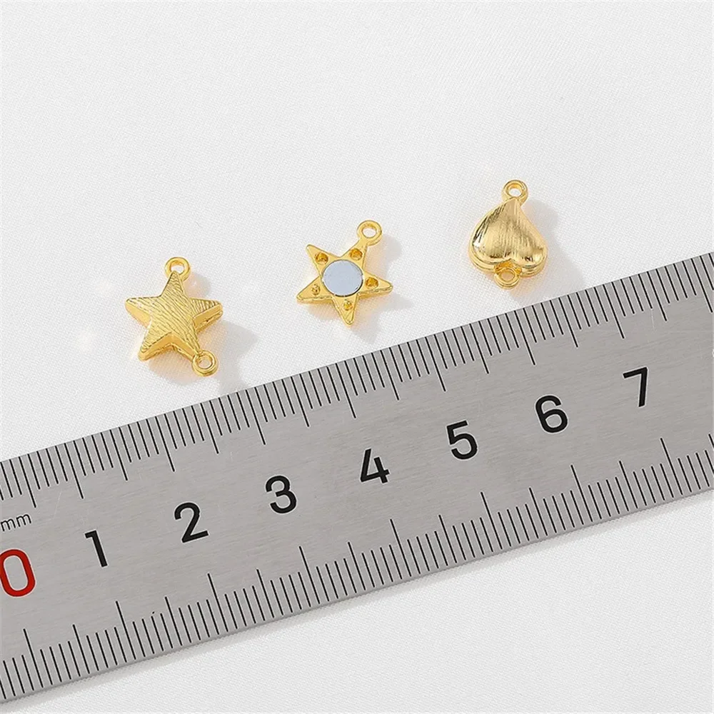 18K Gold-Color Love Heart Five-pointed Star Magnetic Buckle Handmade DIY Bracelet Necklace Finishing Magnet Buckle Accessories
18K Gold-Color Love Heart Five-pointed Star Magnetic Buckle Handmade DIY Bracelet Necklace Finishing Magnet Buckle Accessories