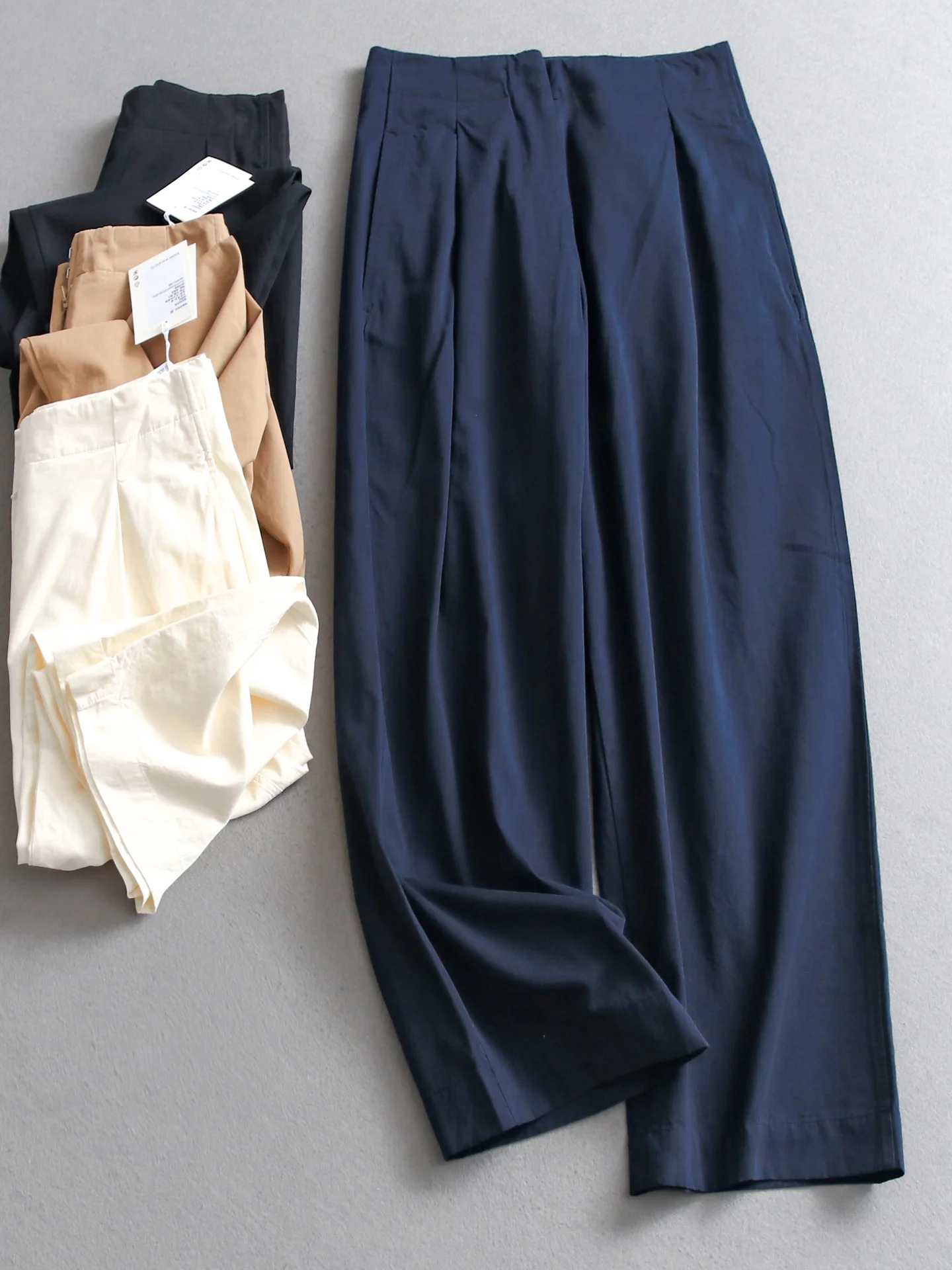 High Waist Standard Fit Pure Color Pleated Wide Leg Pants Commute Casual Pants Versatile Women's Nine Point Pants C704
High Waist Standard Fit Pure Color Pleated Wide Leg Pants Commute Casual Pants Versatile Women's Nine Point Pants C704