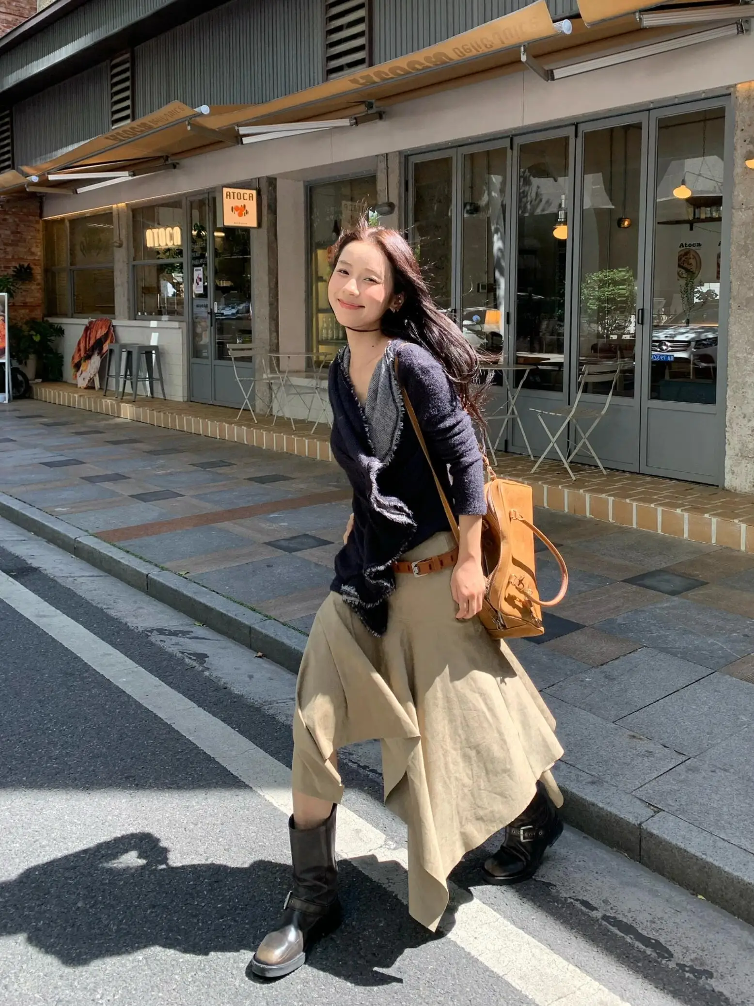 American Retro Brown Suede Asymmetrical Cut Midi Skirt Women Spring Autumn New Versatile Half-length Skirts Casual Style
American Retro Brown Suede Asymmetrical Cut Midi Skirt Women Spring Autumn New Versatile Half-length Skirts Casual Style