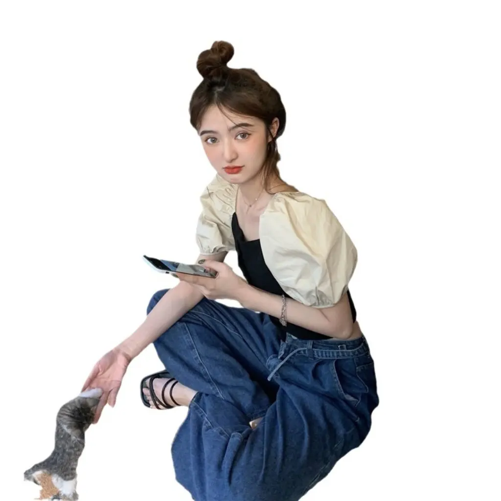 Women's Slim Fit French Retro Square Collar Short-Sleeved Shirt Trendy Top Exposing Collarbone Summer Fashion
Women's Slim Fit French Retro Square Collar Short-Sleeved Shirt Trendy Top Exposing Collarbone Summer Fashion
