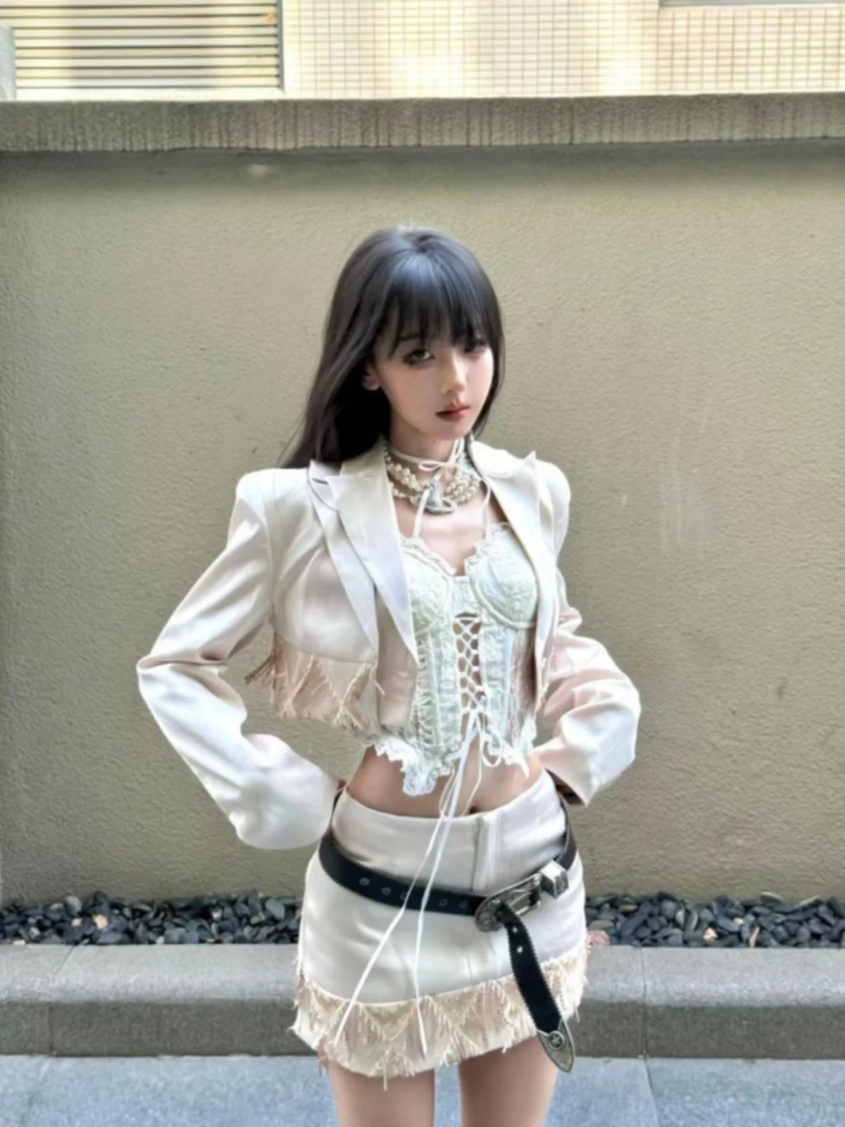 Spring Glossy Satin Tassel Splice High-End ort Jaet Lace Inner High Waist Skirt Tee-Piece Set Faionable Outerwear
Spring Glossy Satin Tassel Splice High-End ort Jaet Lace Inner High Waist Skirt Tee-Piece Set Faionable Outerwear