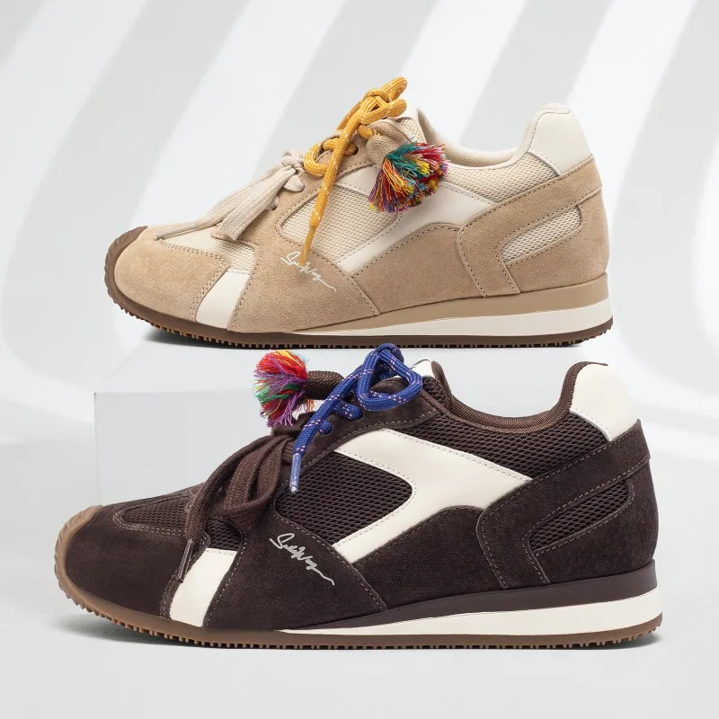 Женские нескользящие немецкая тренировочная обувь, новые трендовые дышащие кожаные кроссовки для увеличения внутренней высоты, универсальные кроссовки для спорта и отдыха
Женские нескользящие немецкая тренировочная обувь, новые трендовые дышащие кожаные кроссовки для увеличения внутренней высоты, универсальные кроссовки для спорта и отдыха