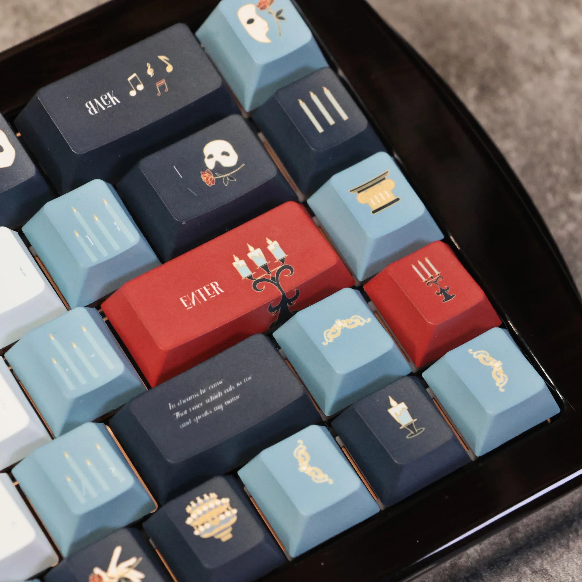 Keycap Five-sided sublimation 140 keys New original height PBT material mechanical keyboard
Keycap Five-sided sublimation 140 keys New original height PBT material mechanical keyboard