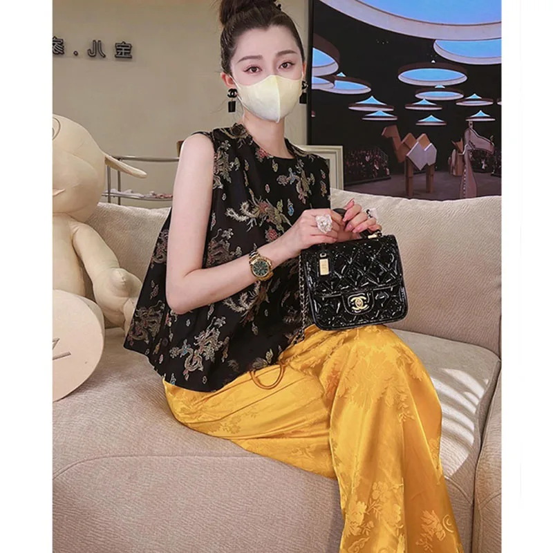 New Chinese Sle National Trend Women's Vest Set Luxury Sensation Wide Leg Pants Two Piece Set Summer New Arrival
New Chinese Sle National Trend Women's Vest Set Luxury Sensation Wide Leg Pants Two Piece Set Summer New Arrival