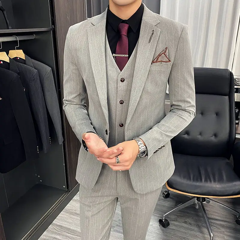 S-7XL New Style (suit + Vest + Trousers) Men's Business Casual Gentleman Comfortable Striped Fashion Slim Fit Three-piece Suit
S-7XL New Style (suit + Vest + Trousers) Men's Business Casual Gentleman Comfortable Striped Fashion Slim Fit Three-piece Suit